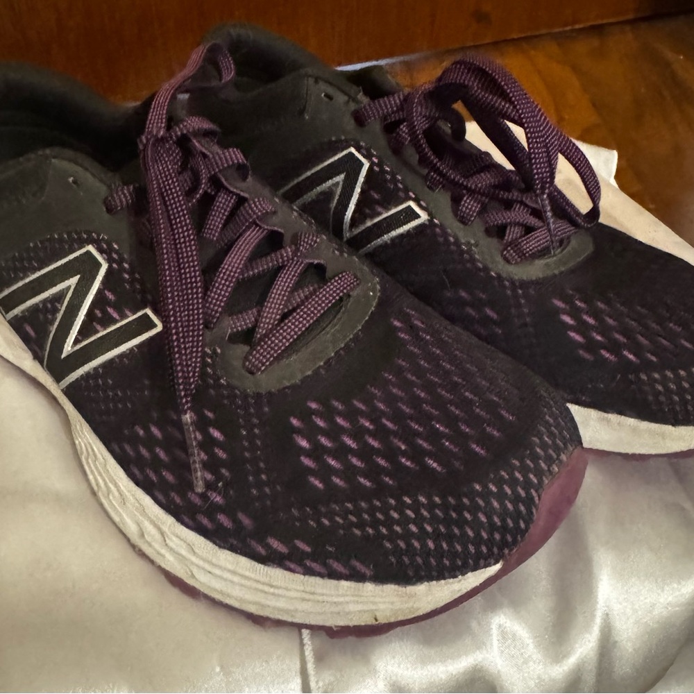 New Balance Women's Black and Purple Athletic Shoes